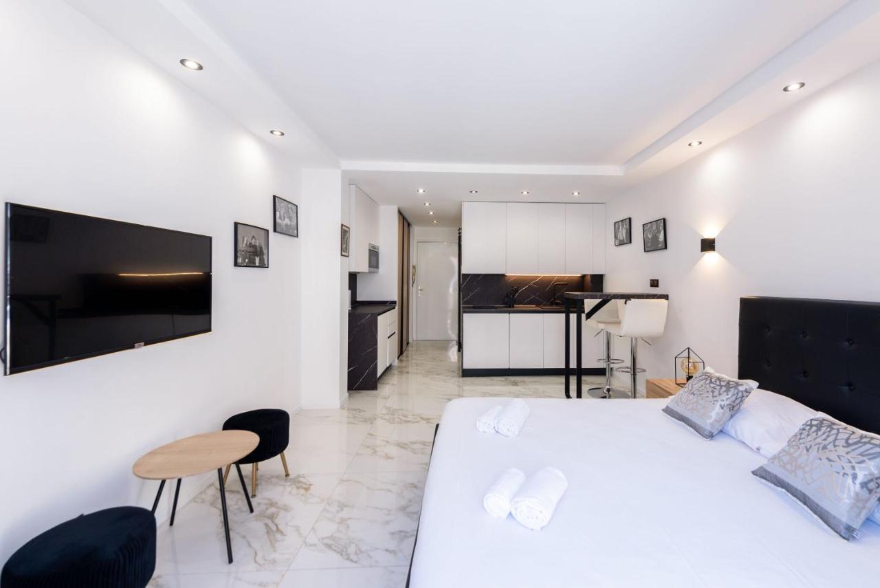 Large Studio - 50M Cannes Beach - Terrace Sea View Exteriér fotografie